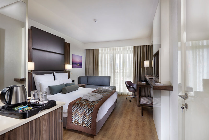 Ramada Resort by Wyndham Akbuk 18