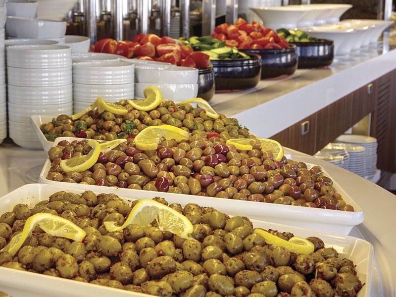 Ramada Resort by Wyndham Akbuk 20