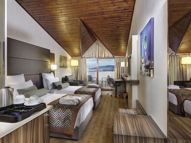 Ramada Resort by Wyndham Akbuk 39