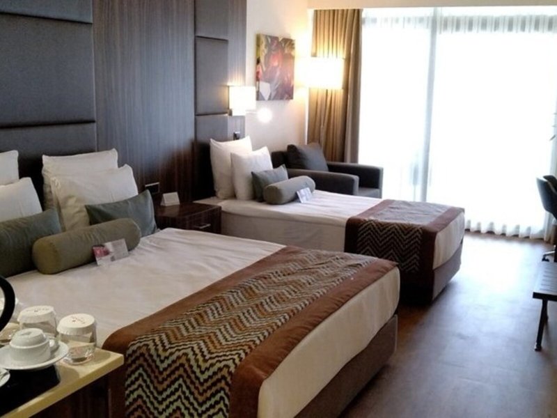 Ramada Resort by Wyndham Akbuk 47