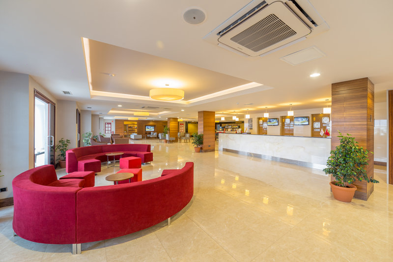 Ramada Resort by Wyndham Akbuk 8