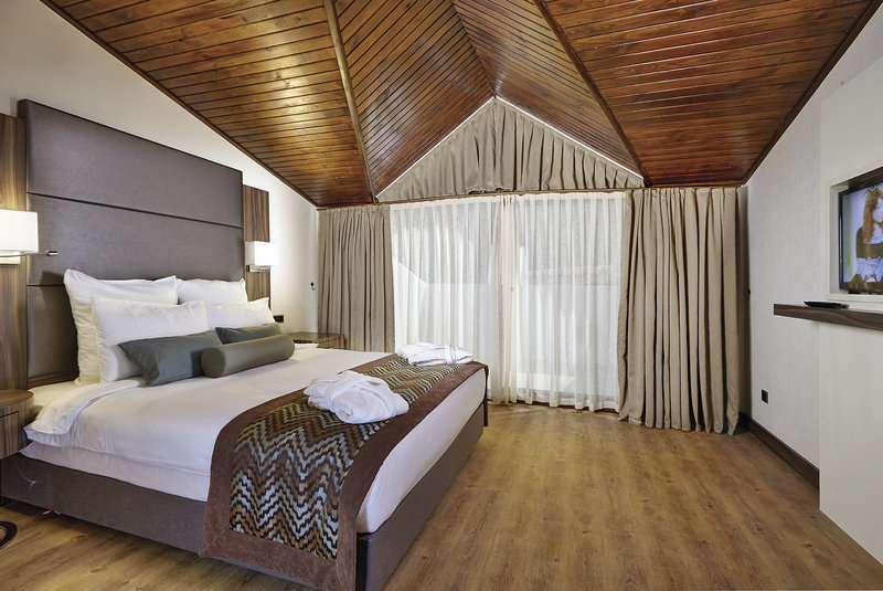 Ramada Resort by Wyndham Akbuk 19