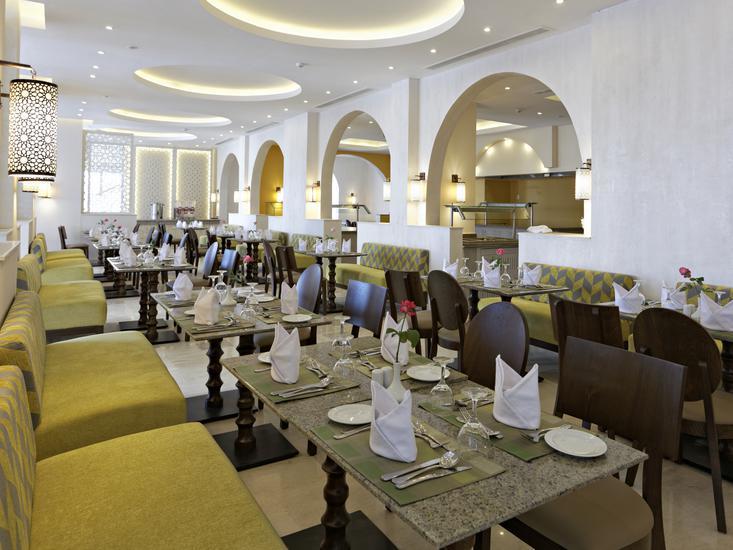 Royal Star Beach Resort  3