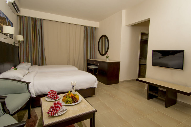 El Karma Aqua Beach Resort 8