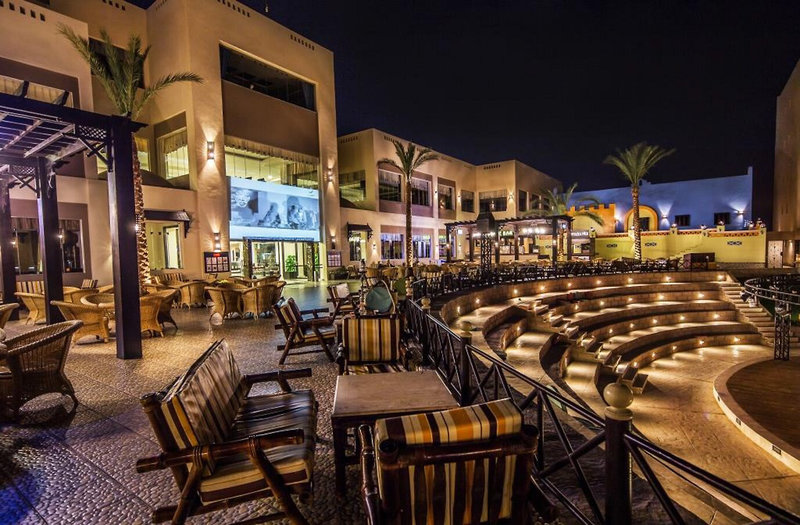 El Karma Aqua Beach Resort 9