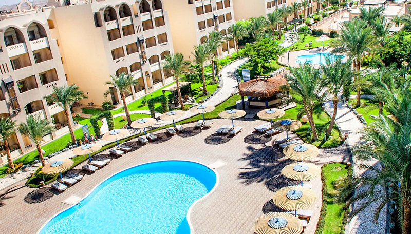 El Karma Aqua Beach Resort 3