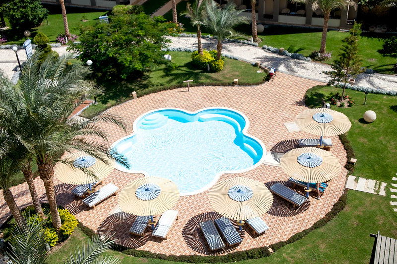 El Karma Aqua Beach Resort 4