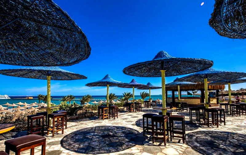 El Karma Aqua Beach Resort 10