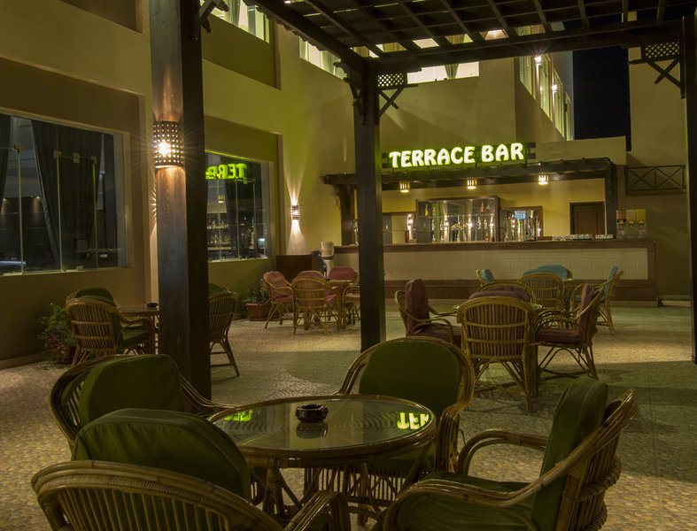 El Karma Aqua Beach Resort 4