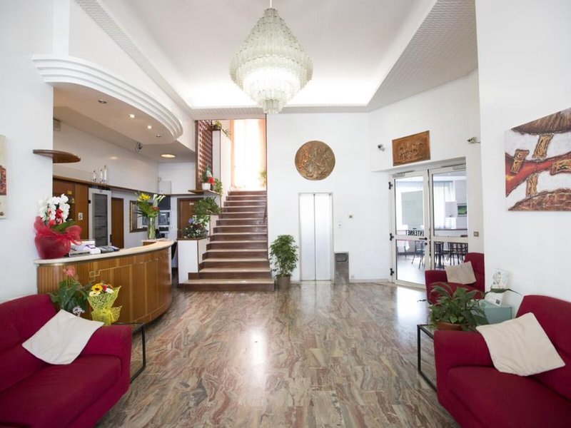 Europa 12 - Restaurant
