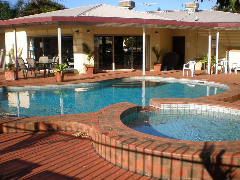Glenelg Motel 4