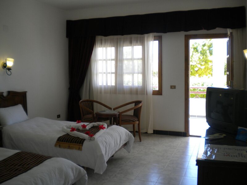 Happy Life Village 16