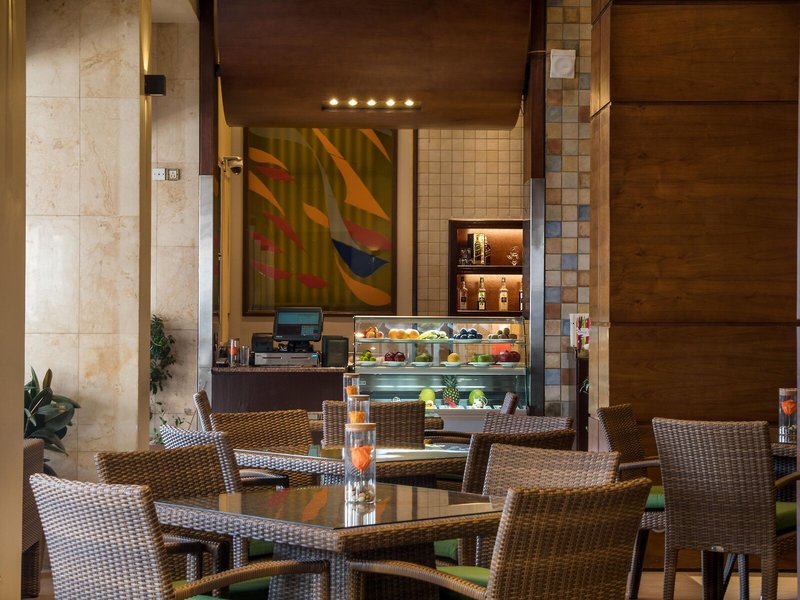 Crowne Plaza Amman 28