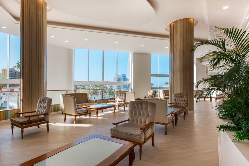 Iberostar Waves Bouganville Playa 13