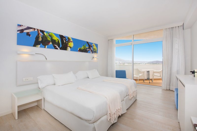 Iberostar Waves Bouganville Playa 14
