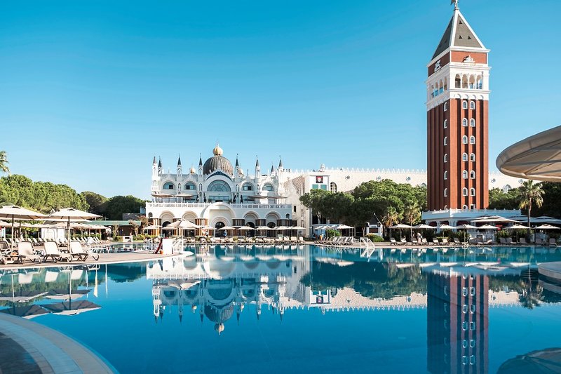 Venezia Palace Deluxe Resort Hotel 1