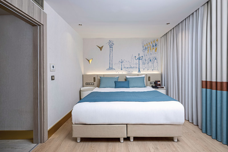 Venezia Palace Deluxe Resort Hotel 15