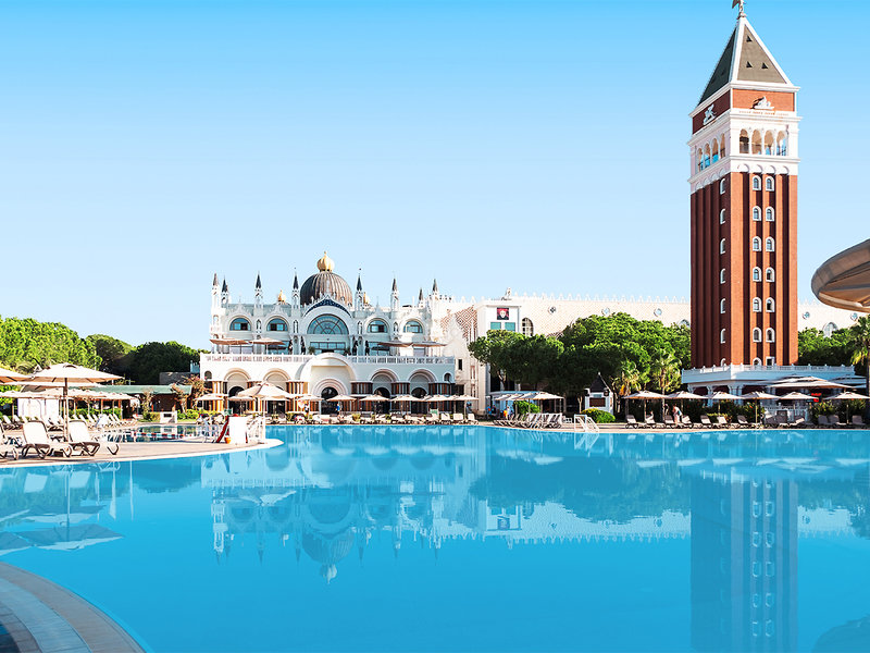 Venezia Palace Deluxe Resort Hotel 1
