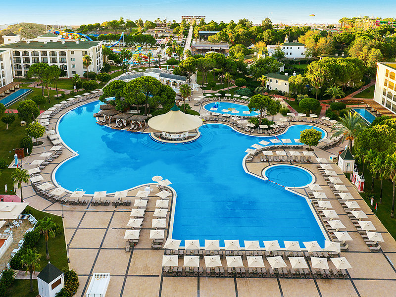 Venezia Palace Deluxe Resort Hotel 10