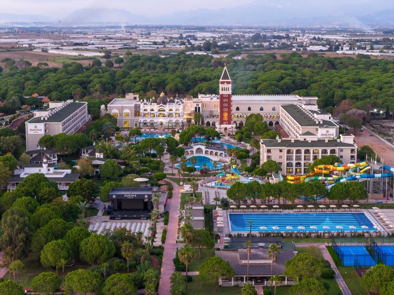 Venezia Palace Deluxe Resort Hotel 25