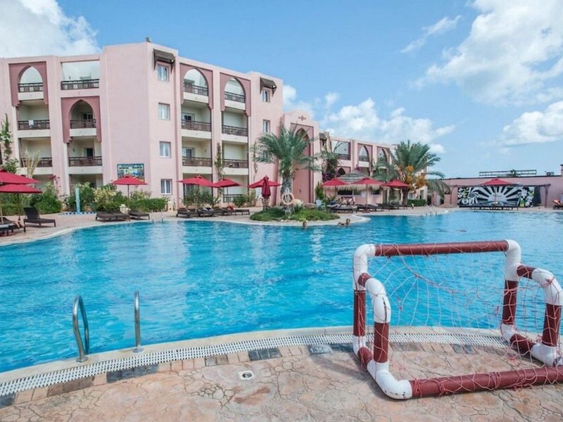 Lella Meriam Hotel & Club 13