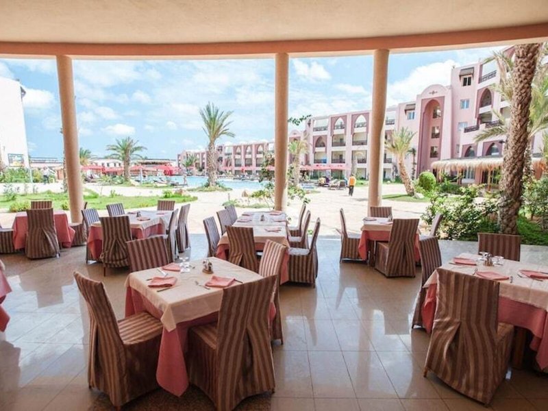 Lella Meriam Hotel & Club 28