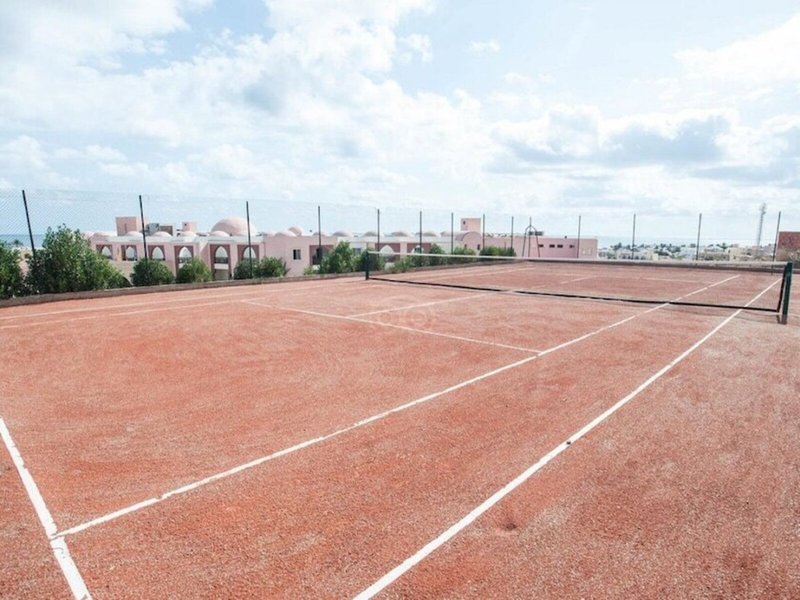 Lella Meriam Hotel & Club 31