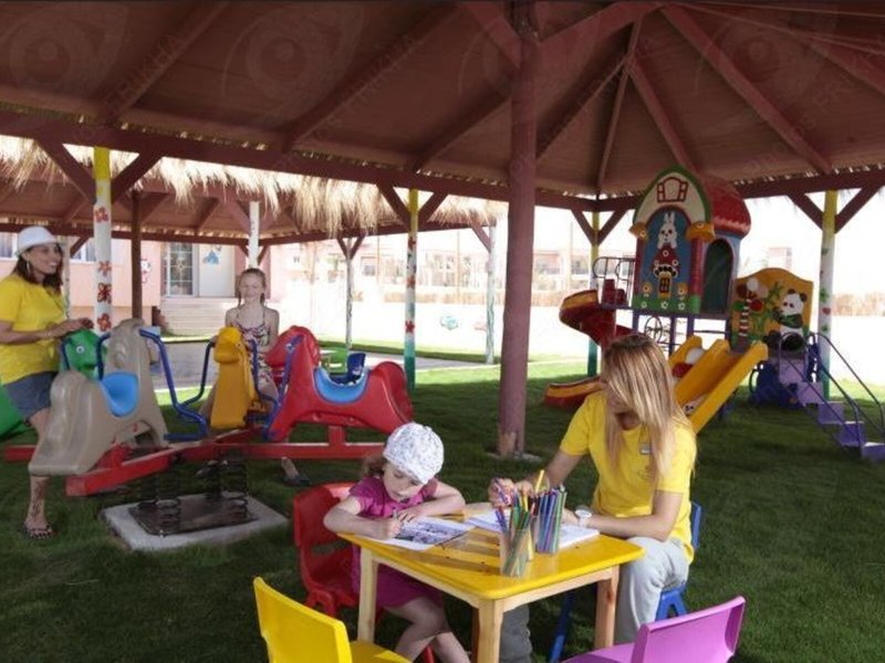 Lella Meriam Hotel & Club 32