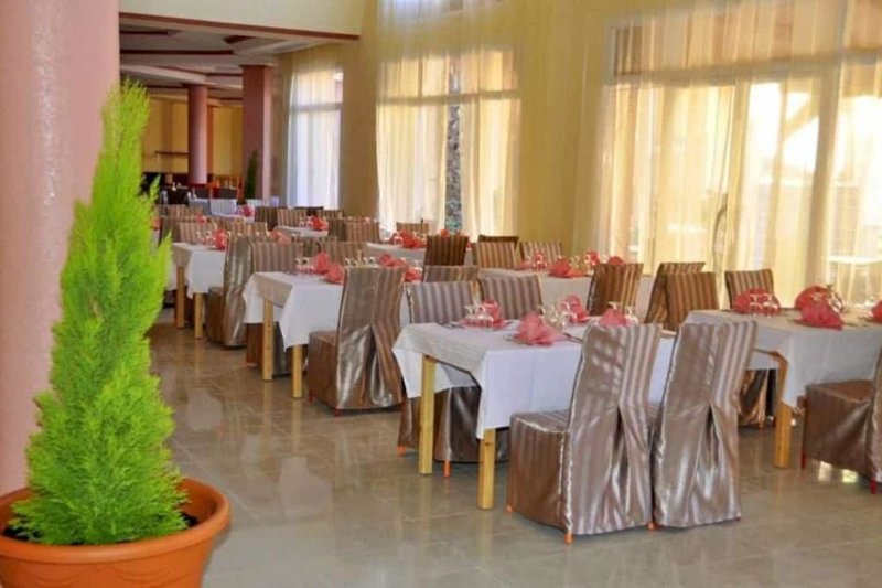 Lella Meriam Hotel & Club 1