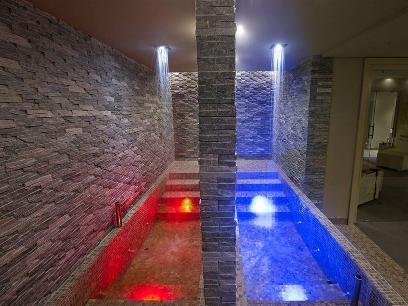 Main Palace Hotel 7 - Outdoor Pool