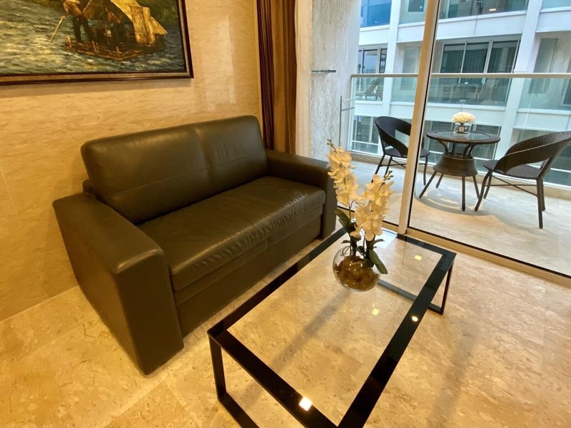 Centara Grand Phratamnak Resort Pattaya 16