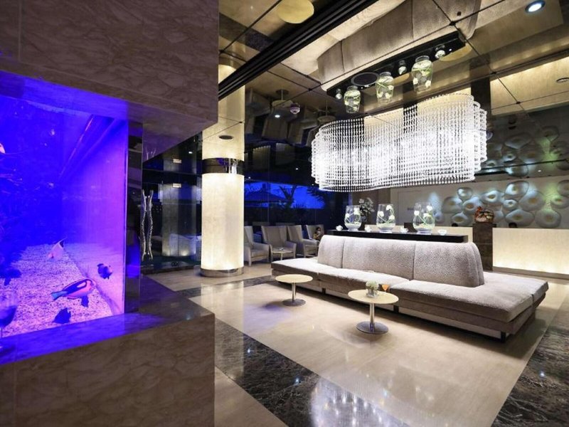 Centara Grand Phratamnak Resort Pattaya 20