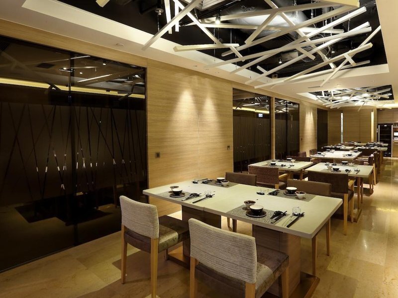 Lodgewood By L'hotel Mongkok 5