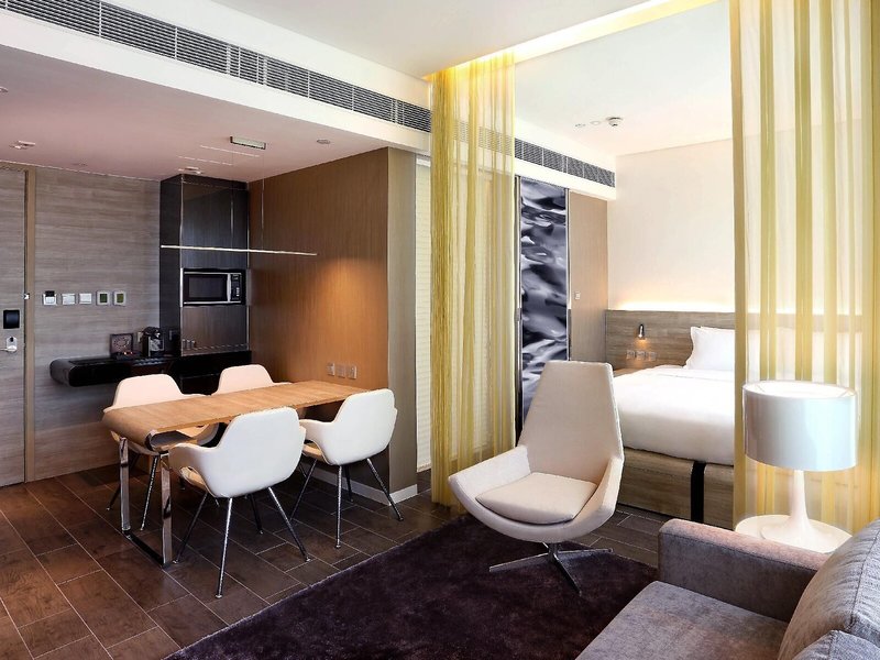 Lodgewood By L'hotel Mongkok 9