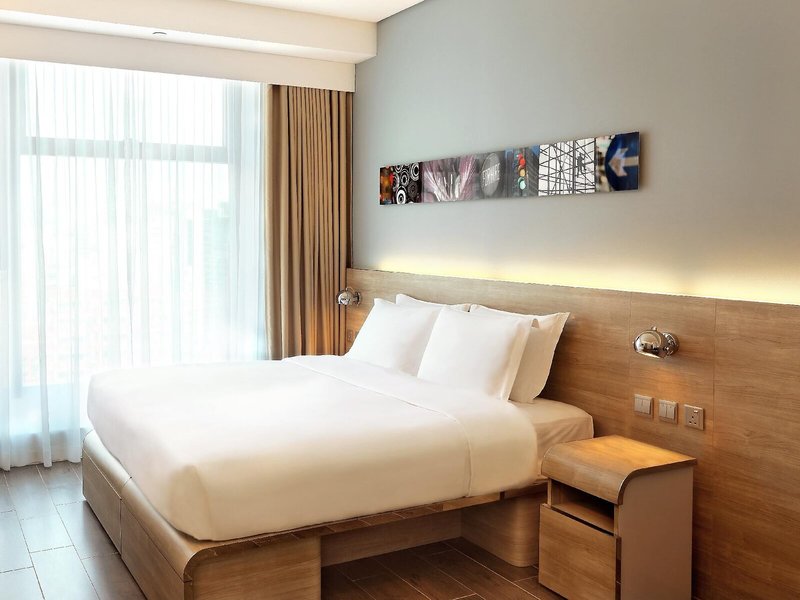 Lodgewood By L'hotel Mongkok 14