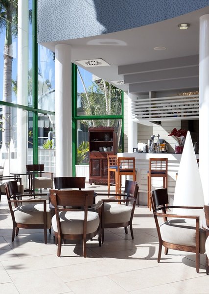 ADRIAN Hoteles Colón Guanahaní 14