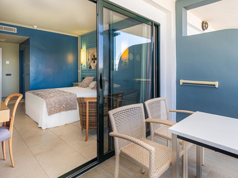 ADRIAN Hoteles Colón Guanahaní 40