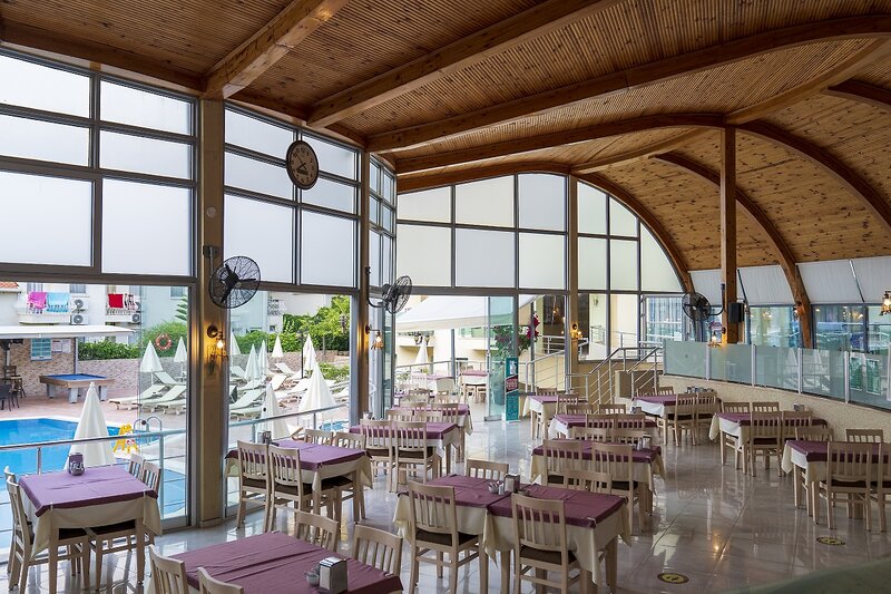 Belcehan Hotel 19