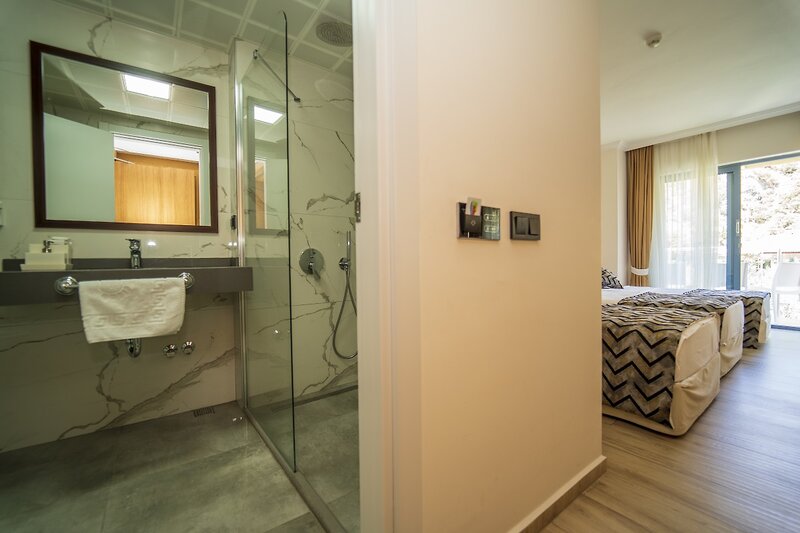Belcehan Hotel 33