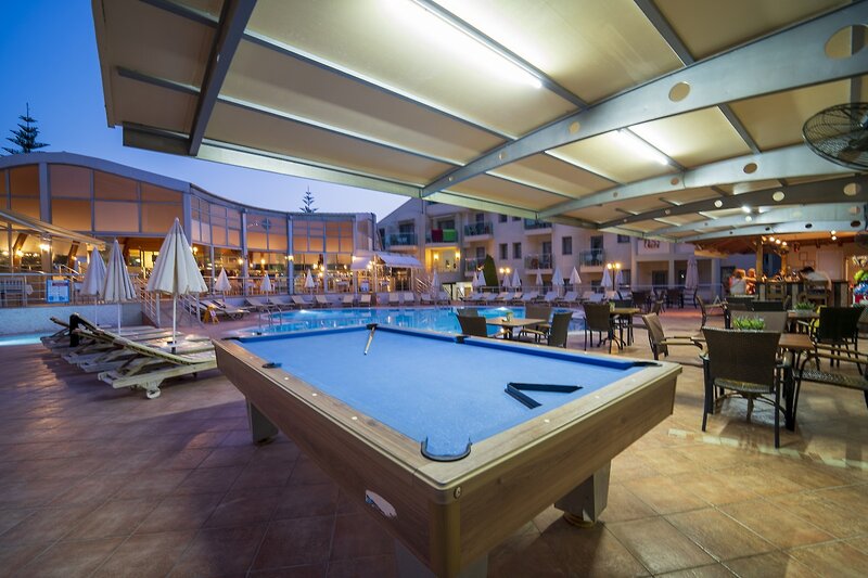 Belcehan Hotel 35