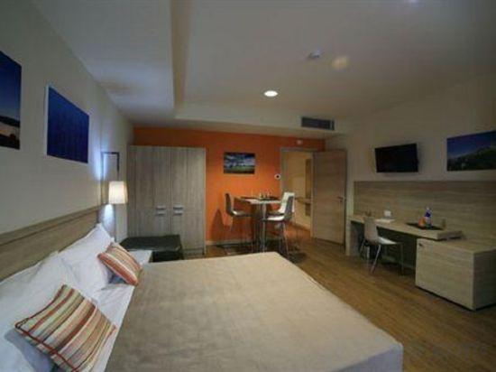 Turin Airport Hotel & Residence 5