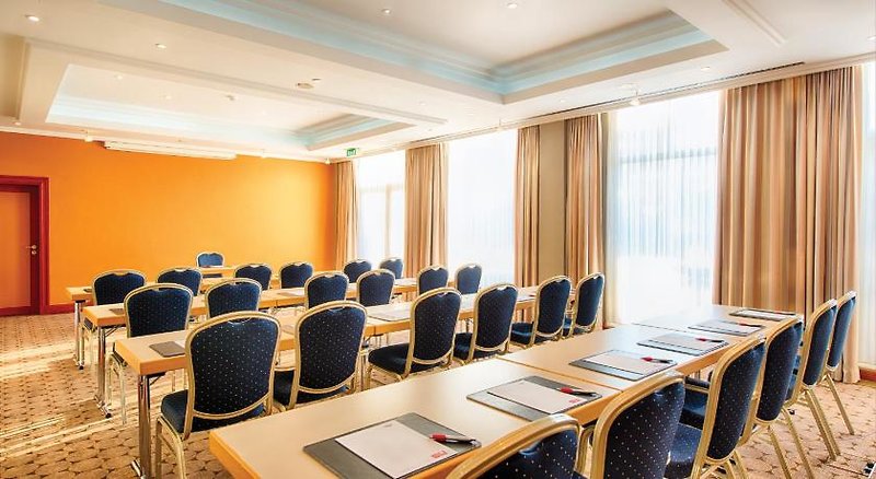 Leonardo Hotel Heidelberg 4