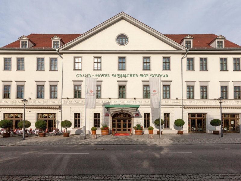 Best Western Premier Grand Hotel Russischer Hof 4