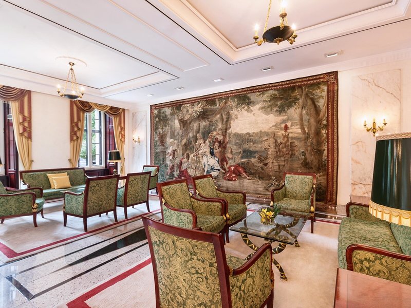 Best Western Premier Grand Hotel Russischer Hof 19