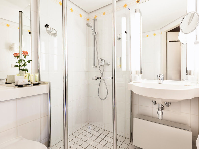 Best Western Premier Grand Hotel Russischer Hof 35