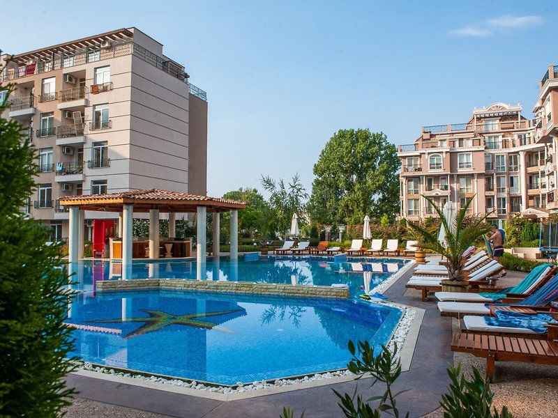 Dawn Park 8 - Outdoor Pool