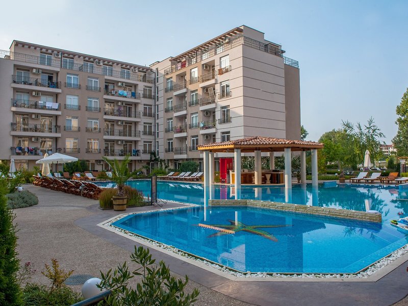 Dawn Park 10 - Outdoor Pool