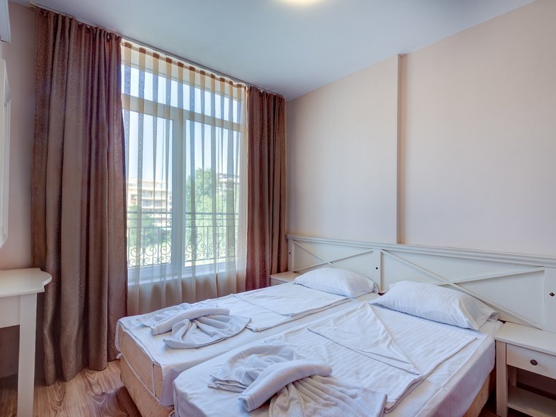 Dawn Park 33 - Room Example