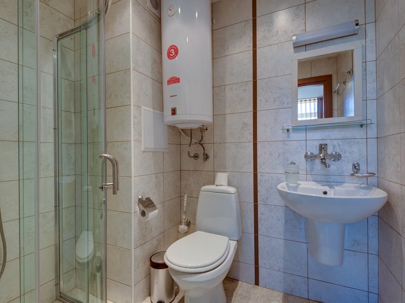 Dawn Park 45 - Bathroom Example