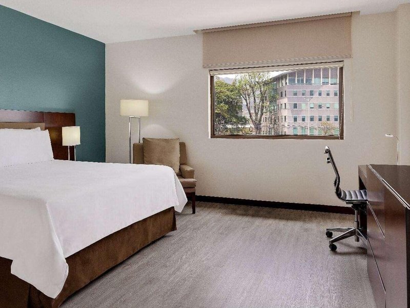 Wyndham Garden San Jose Escazu 18 - Room Example